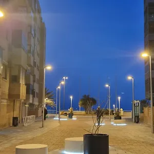 En Paseo Marítimo Almería